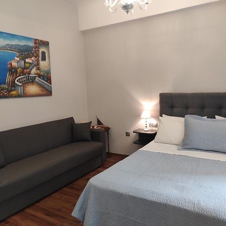 Appartamento Hellenic Hospitality House Atene Esterno foto